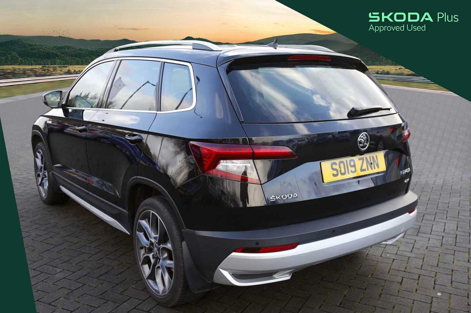 SKODA Karoq Scout 2.0 TDI SCR 150 PS 4x4 6-speed manual