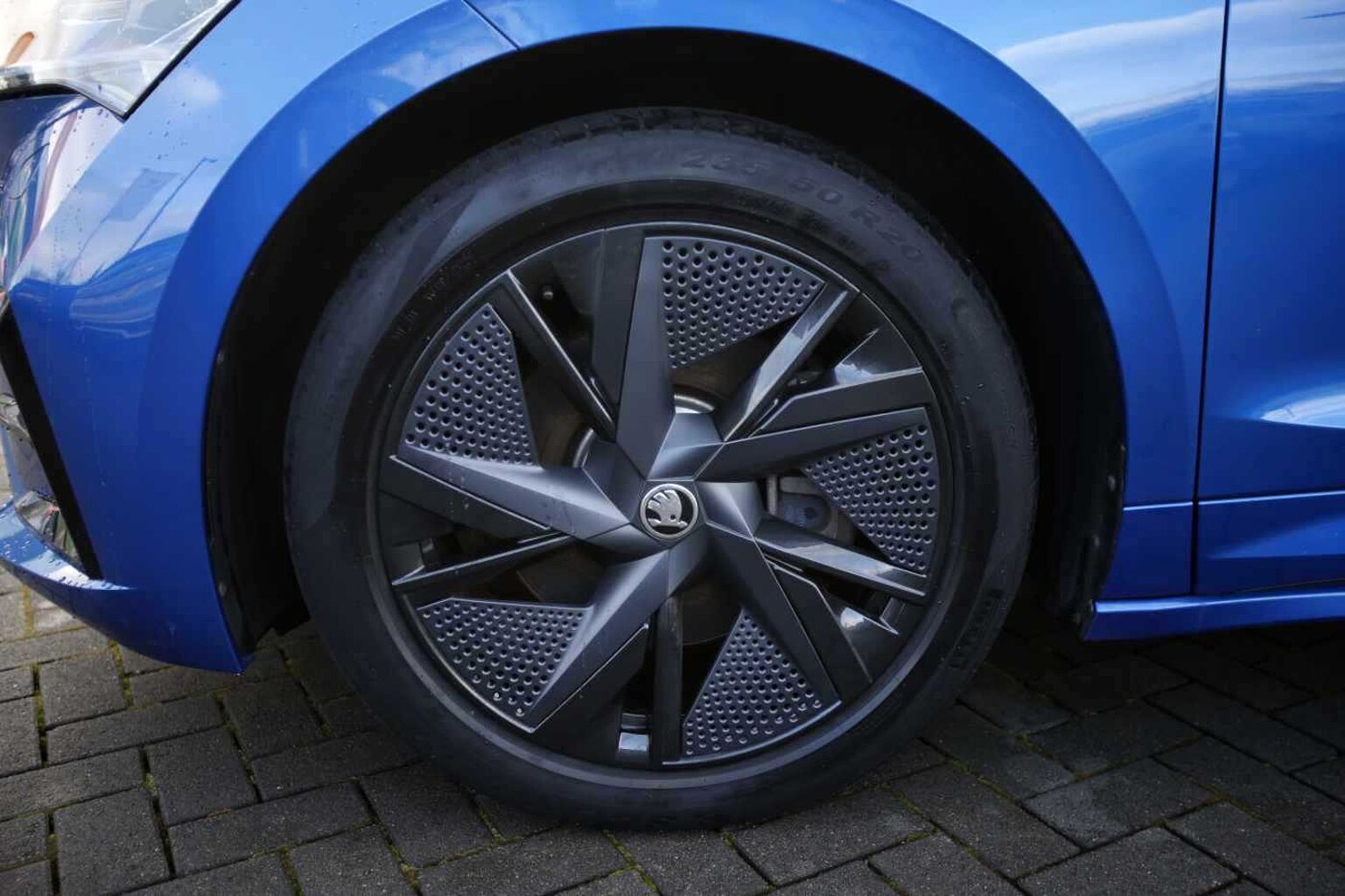 SKODA Enyaq Coupe iV vRS 82 kWh 299 PS Single speed 4x4